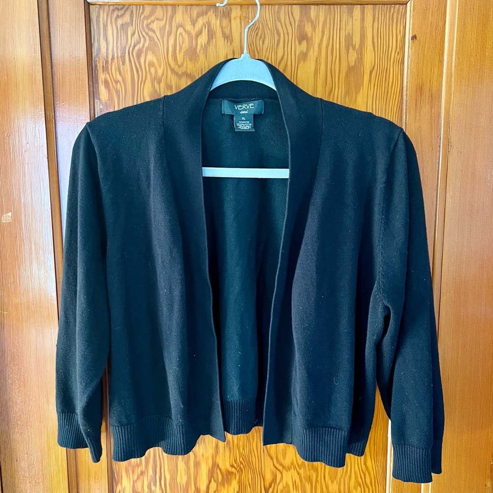 Verve Ami size XL black shrug sweater
